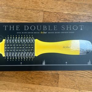 NWT Drybar Double Shot dryer brush